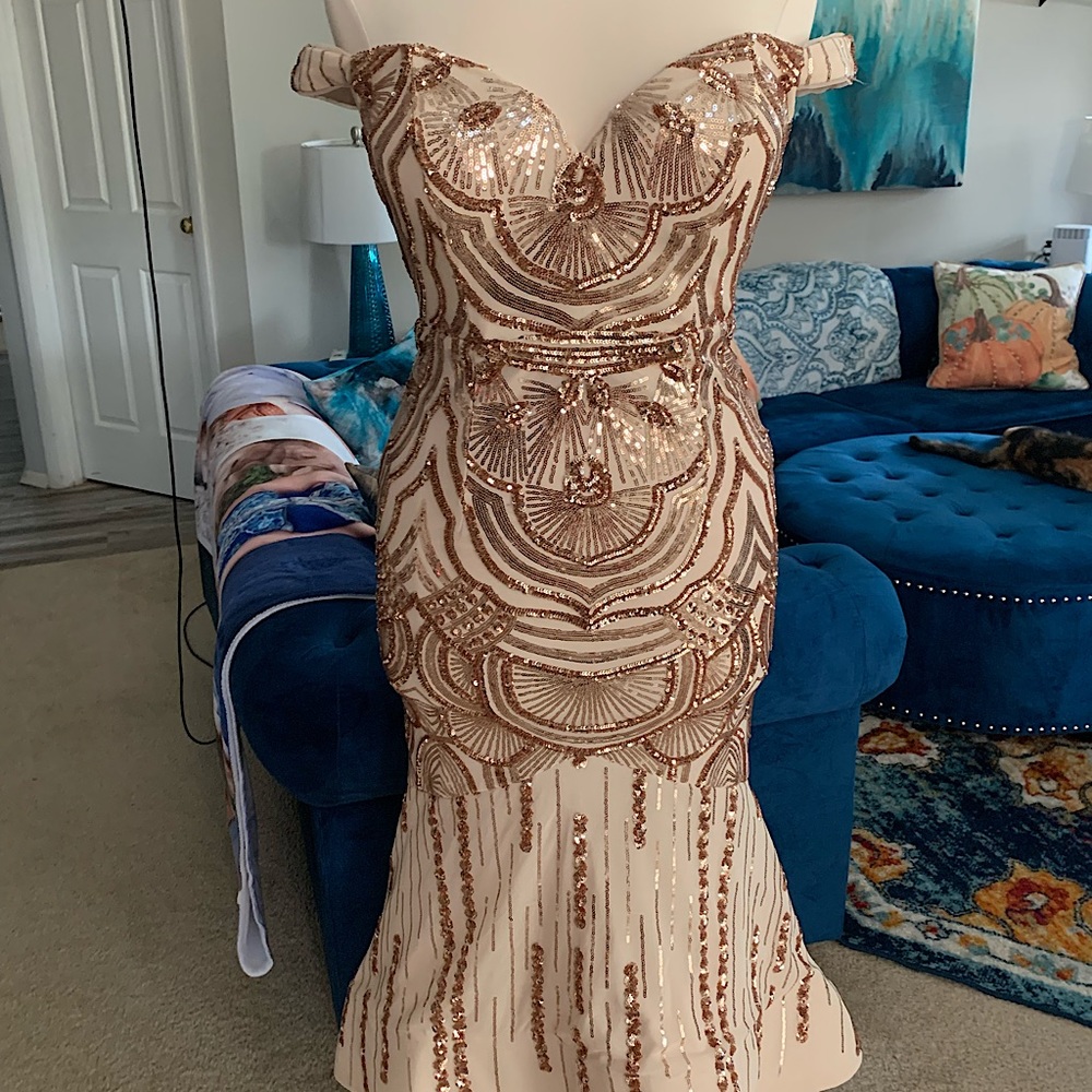 ✨Rose Gold Mermaid Gown✨